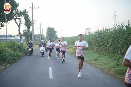 Race photo from Kediri Half Marathon 2024