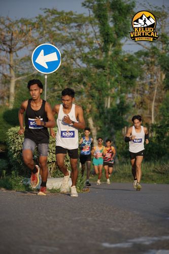 Race photo from Kelud Vertical Challenge 2024