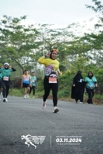Race photo from Arutmin Borneo Run 2024