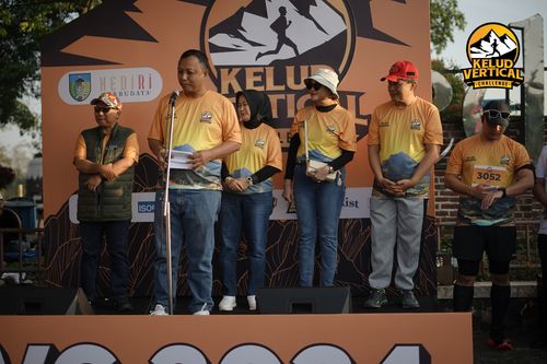 Race photo from Kelud Vertical Challenge 2024
