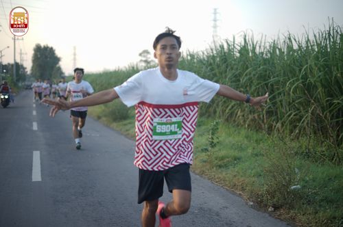 Race photo from Kediri Half Marathon 2024