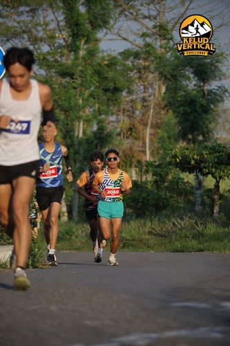 Race photo from Kelud Vertical Challenge 2024