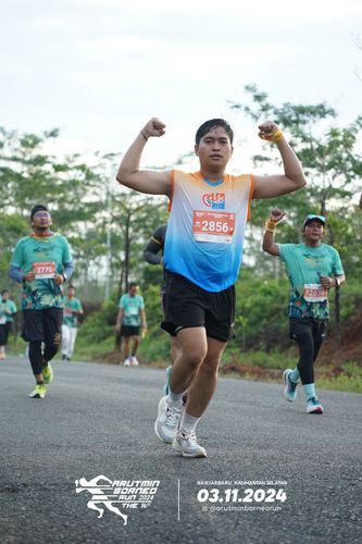 Race photo from Arutmin Borneo Run 2024