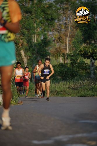 Race photo from Kelud Vertical Challenge 2024