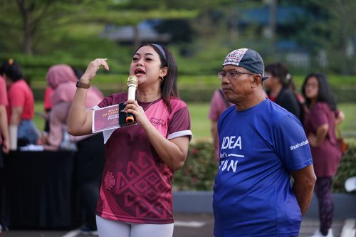 Race photo from Assurance Fun Run 2024