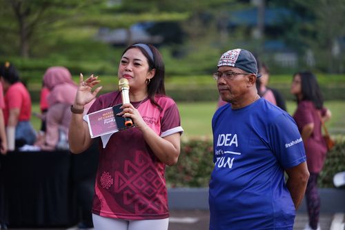 Race photo from Assurance Fun Run 2024