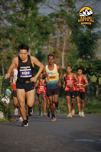Race photo from Kelud Vertical Challenge 2024
