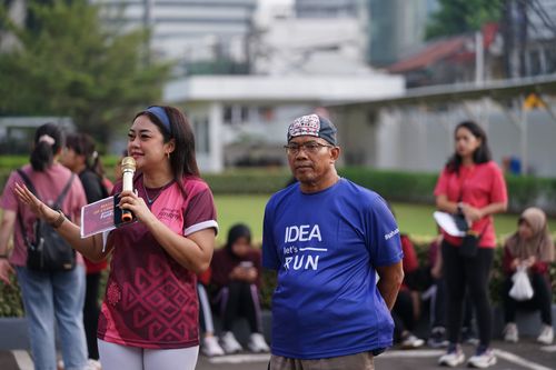 Race photo from Assurance Fun Run 2024