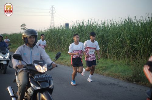 Race photo from Kediri Half Marathon 2024