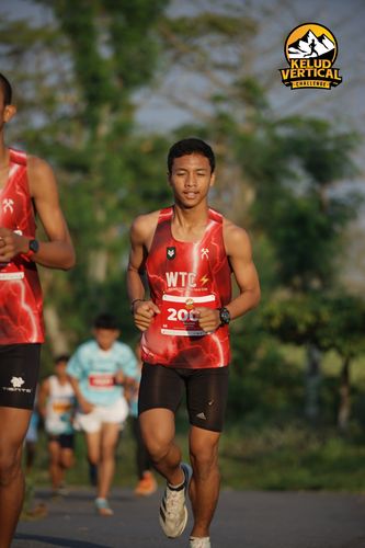 Race photo from Kelud Vertical Challenge 2024