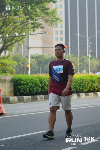 Race photo from Nu Skin Run 10K