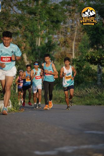 Race photo from Kelud Vertical Challenge 2024