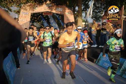 Race photo from Kelud Vertical Challenge 2024