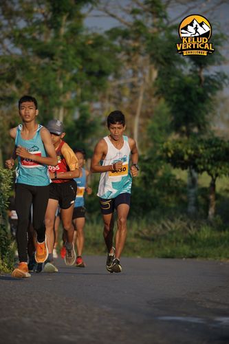 Race photo from Kelud Vertical Challenge 2024