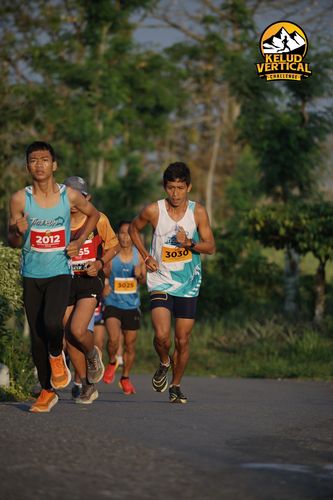 Race photo from Kelud Vertical Challenge 2024