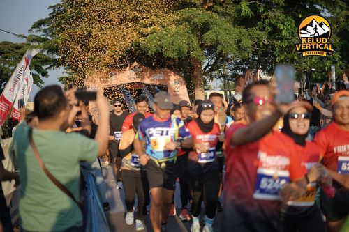 Race photo from Kelud Vertical Challenge 2024