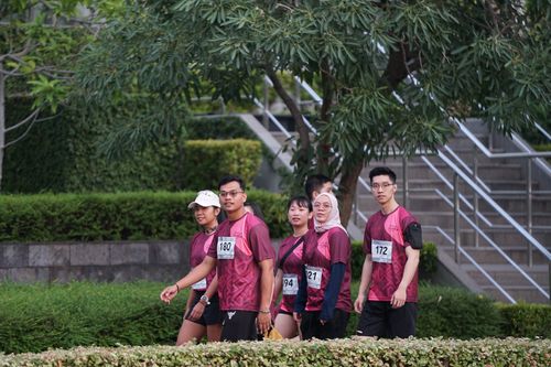 Race photo from Assurance Fun Run 2024