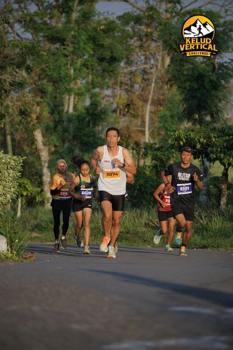 Race photo from Kelud Vertical Challenge 2024