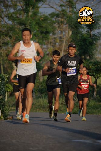 Race photo from Kelud Vertical Challenge 2024