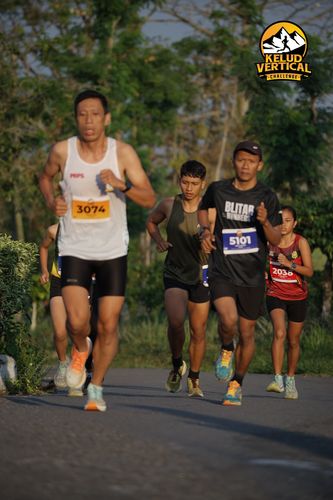 Race photo from Kelud Vertical Challenge 2024