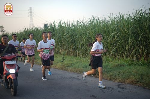 Race photo from Kediri Half Marathon 2024