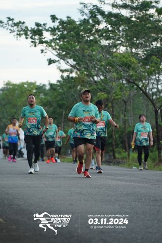 Race photo from Arutmin Borneo Run 2024