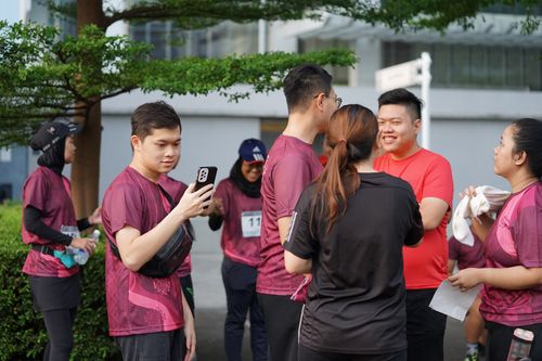 Race photo from Assurance Fun Run 2024