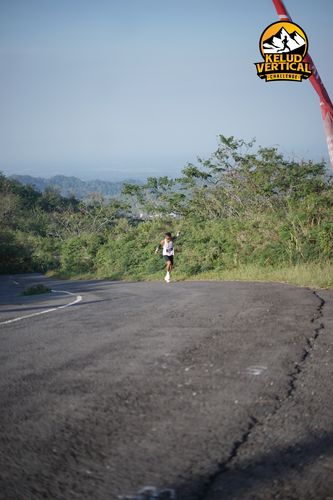 Race photo from Kelud Vertical Challenge 2024