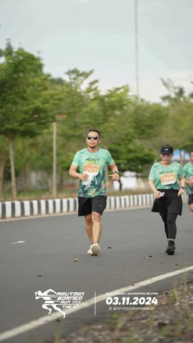 Race photo from Arutmin Borneo Run 2024