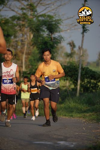 Race photo from Kelud Vertical Challenge 2024