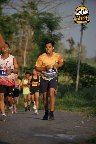 Race photo from Kelud Vertical Challenge 2024