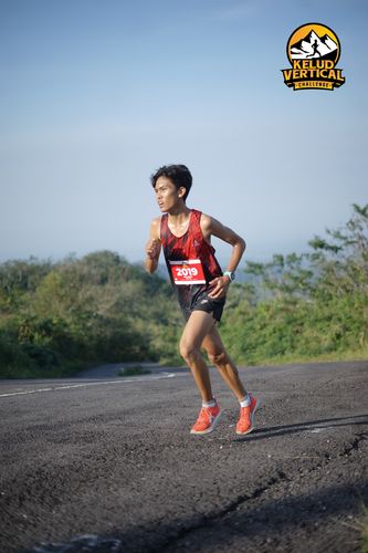 Race photo from Kelud Vertical Challenge 2024