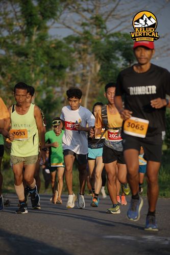 Race photo from Kelud Vertical Challenge 2024