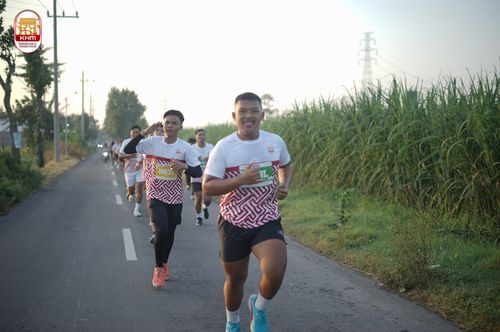 Race photo from Kediri Half Marathon 2024
