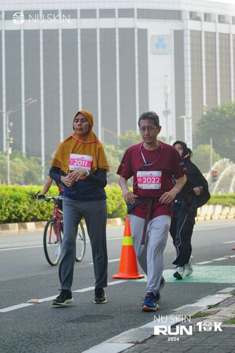 Race photo from Nu Skin Run 10K