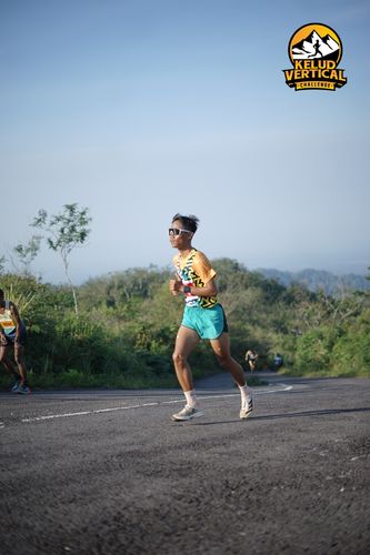 Race photo from Kelud Vertical Challenge 2024