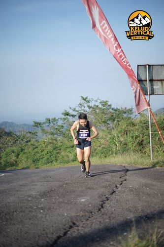 Race photo from Kelud Vertical Challenge 2024