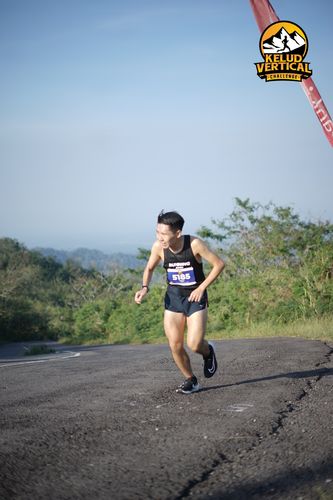 Race photo from Kelud Vertical Challenge 2024