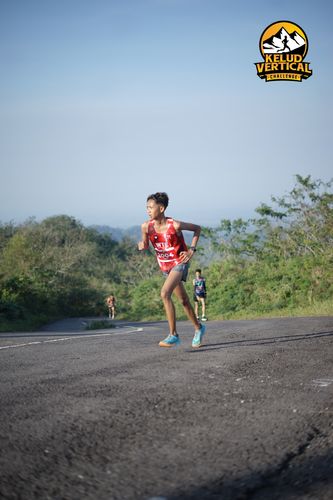 Race photo from Kelud Vertical Challenge 2024