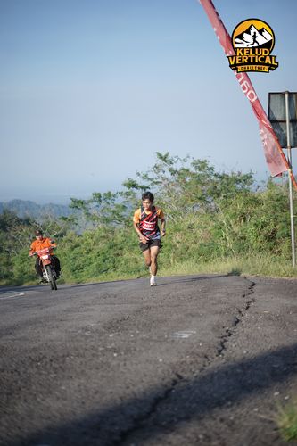 Race photo from Kelud Vertical Challenge 2024