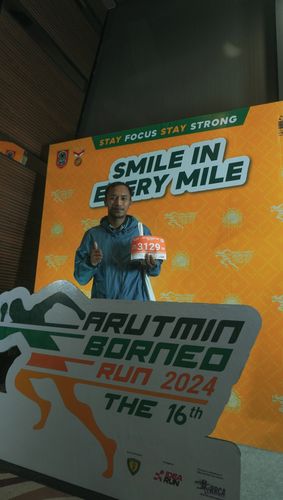 Race photo from Arutmin Borneo Run 2024