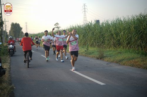 Race photo from Kediri Half Marathon 2024