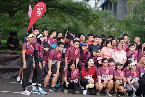Race photo from Assurance Fun Run 2024