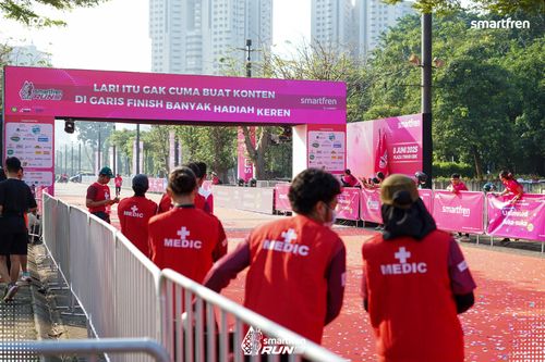 Race photo from Smartfren Run 2025 