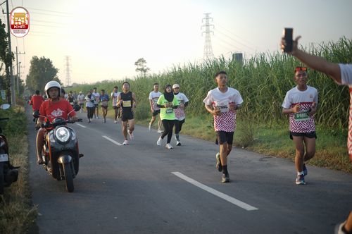 Race photo from Kediri Half Marathon 2024