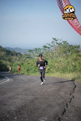 Race photo from Kelud Vertical Challenge 2024