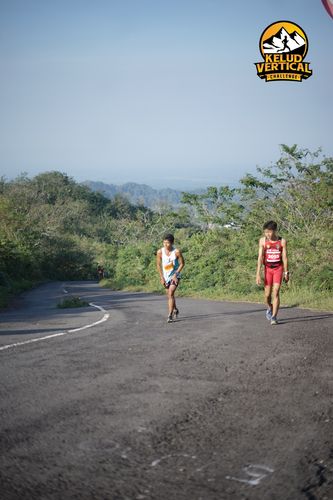 Race photo from Kelud Vertical Challenge 2024