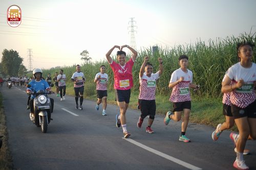 Race photo from Kediri Half Marathon 2024