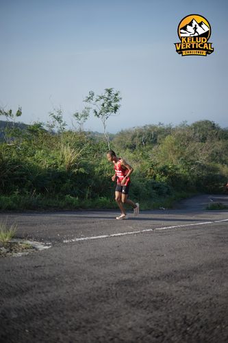 Race photo from Kelud Vertical Challenge 2024