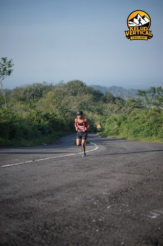 Race photo from Kelud Vertical Challenge 2024